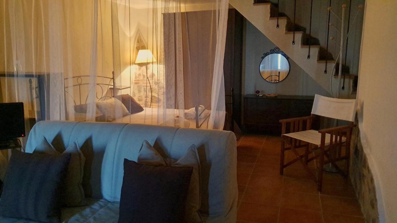 Perla Del Borgo Appartamenti Santa Caterina dello Ionio Extérieur photo