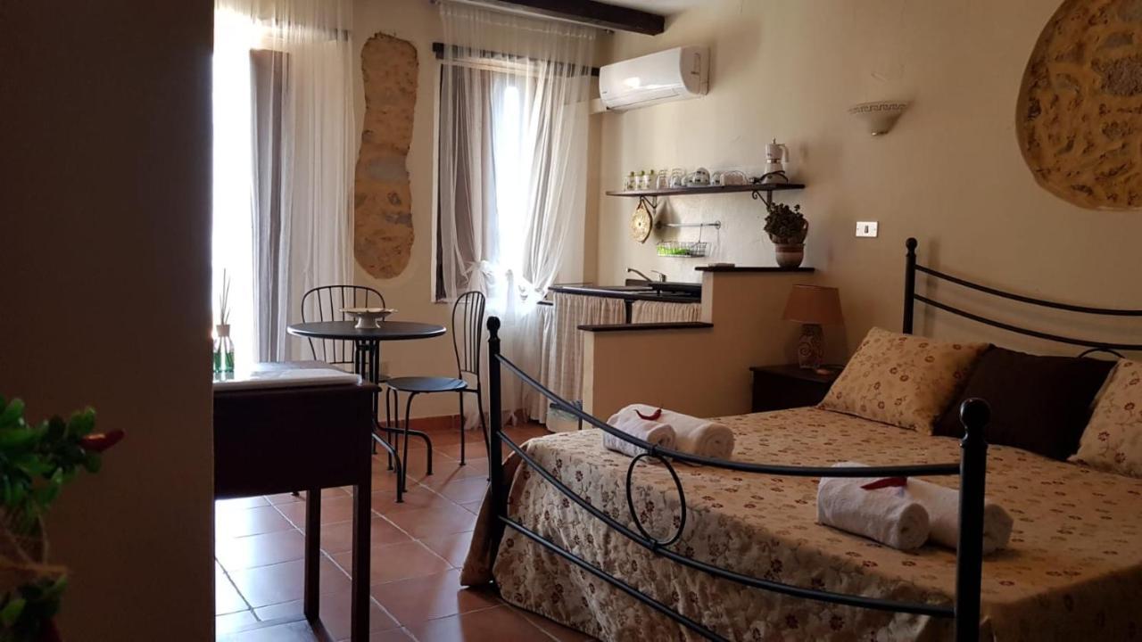 Perla Del Borgo Appartamenti Santa Caterina dello Ionio Extérieur photo