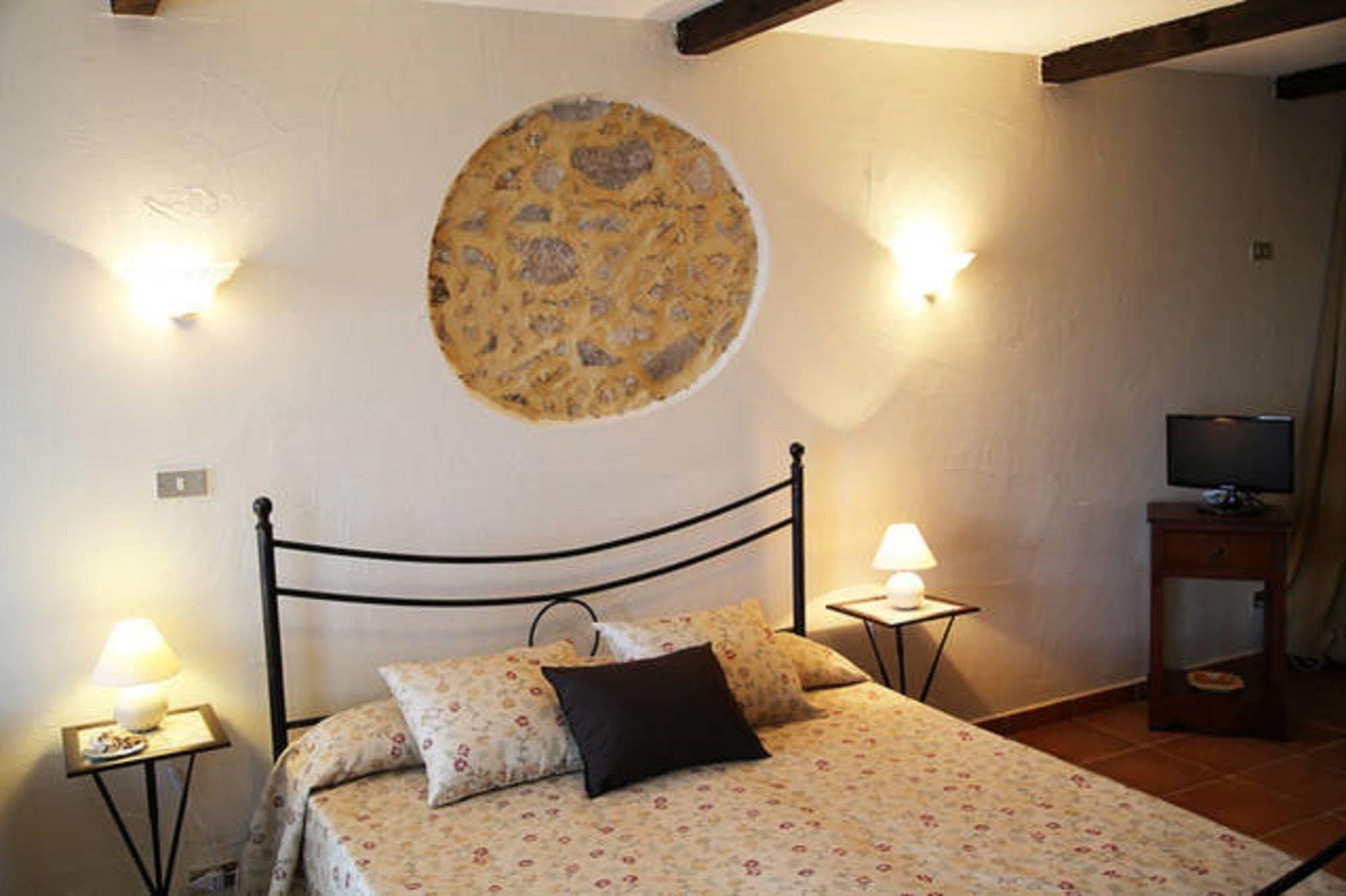 Perla Del Borgo Appartamenti Santa Caterina dello Ionio Extérieur photo